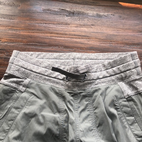 Ivivva by Lululemon Live to Move Pants - Picture 5 of 6